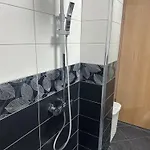 City Apartments 아파트 티라나
