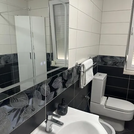Daire City Apartments *
