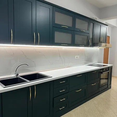 City Apartments Tiran